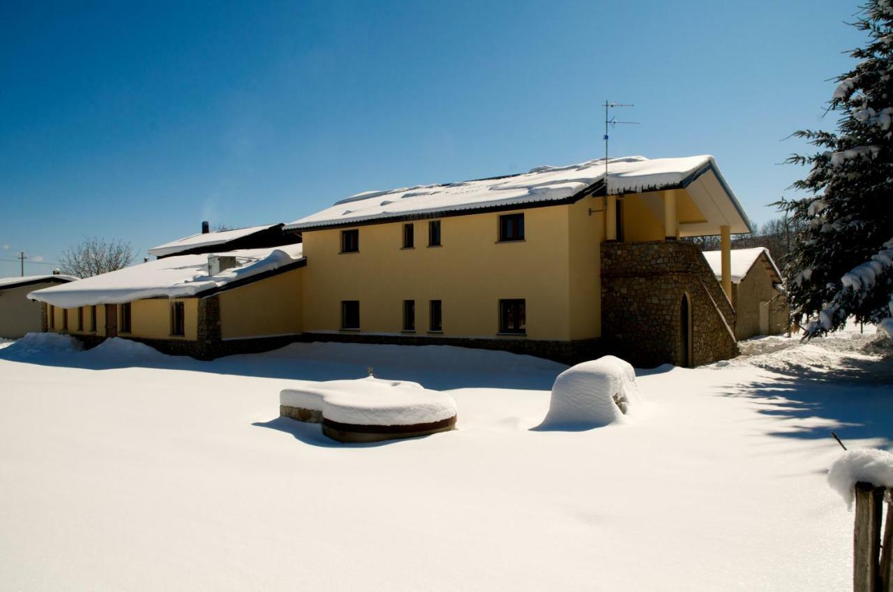 Agriturismo Fiorella Camigliatello Silano Eksteriør bilde